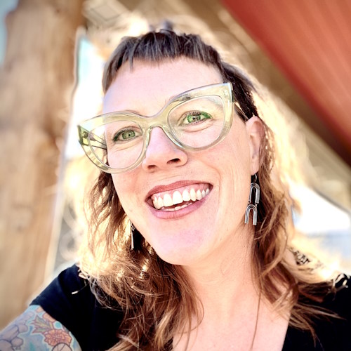 Headshot of Nina Elder