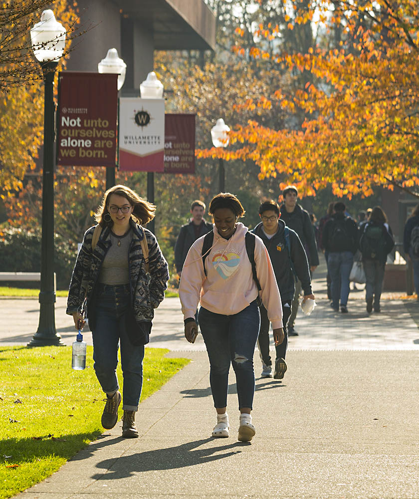 Willamette students walking away from Jackson Plaza